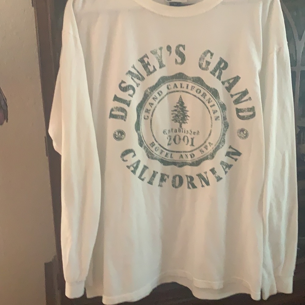 Disney park shirt 100%cotton super soft size m - Picture 4 of 4